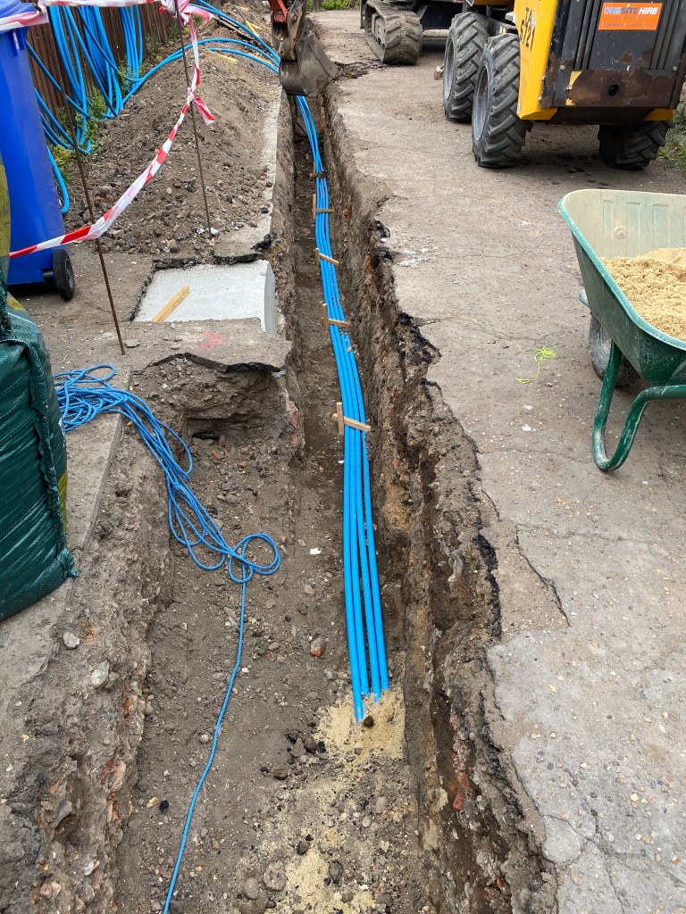 Water Pipe, Services, Groundwork